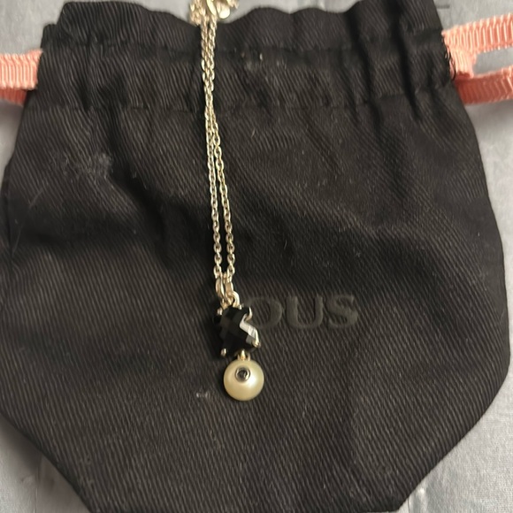 Like New [$139] Tous Silver Erma Necklace with Onix, Pearl and Spinel 🐻 - Picture 4 of 6